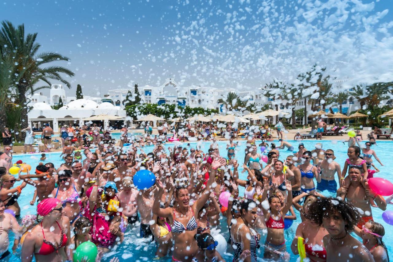 The Mirage Resort & Spa ハンマメット エクステリア 写真 The Bubble Pool Party at the Hard Rock Hotel